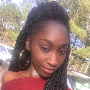 Meet your Posher, Destiny